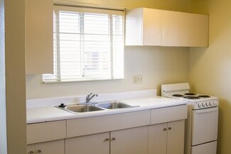 Orchard Downs Apartment Kitchen